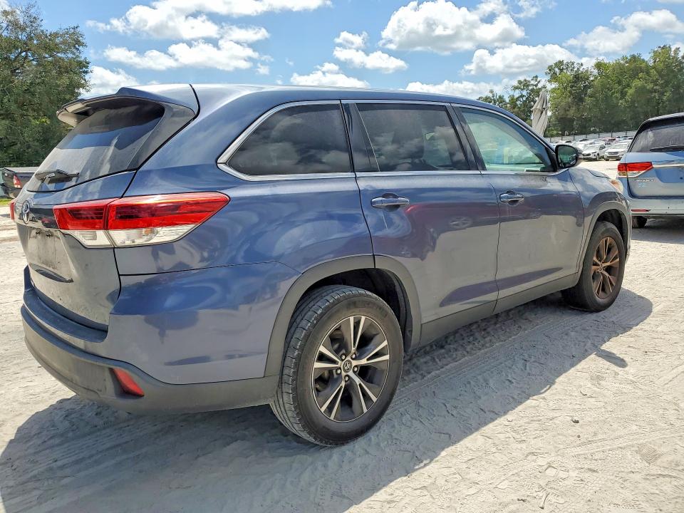 Photo 3 from auction – 2019 TOYOTA HIGHLANDER with VIN 5TDZZRFH5KS297894