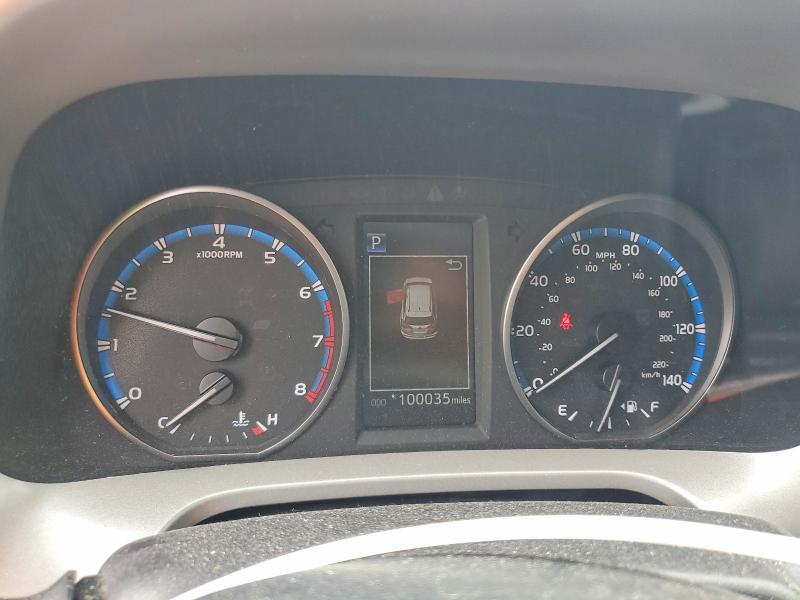 Photo 9 from auction – 2018 TOYOTA RAV4 with VIN 2T3BFREV0JW827185