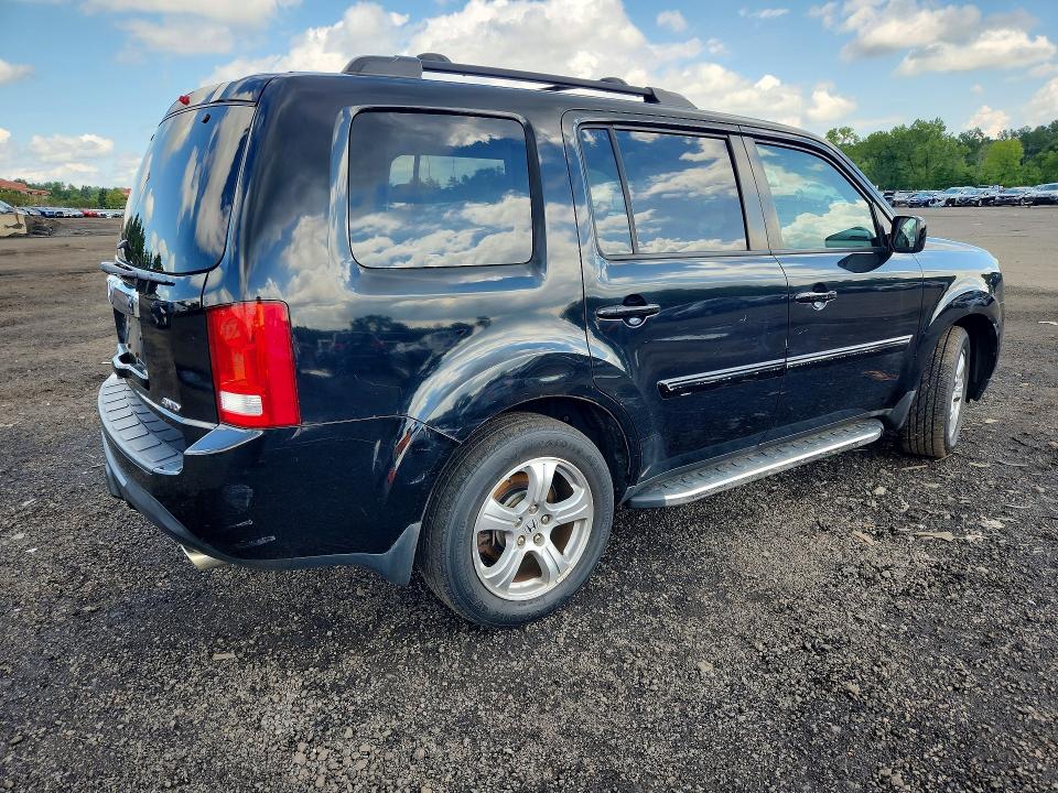 Photo 3 from auction – 2012 HONDA PILOT with VIN 5FNYF4H5XCB059880