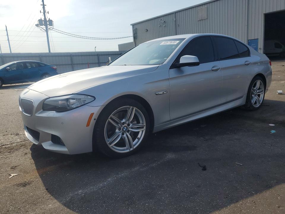 BMW 550 2013 with VIN WBAFR9C51DDX80663 - Photo from auction