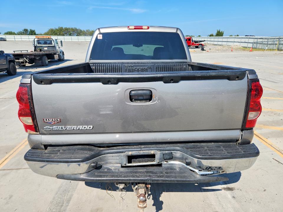 Снимка 6 от търг – 2006 CHEVROLET SILVERADO с VIN 2GCEC13VX61217126
