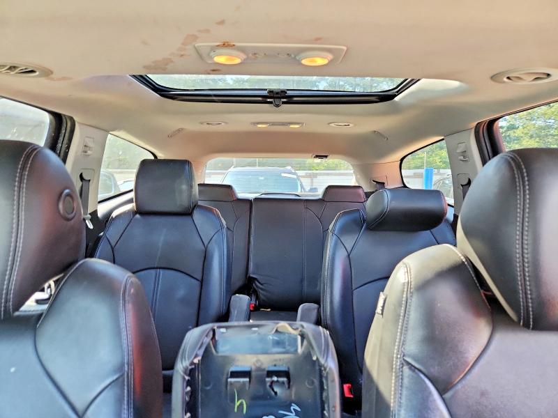 Photo 10 from auction – 2017 CHEVROLET TRAVERSE with VIN 1GNKVHKD1HJ332213