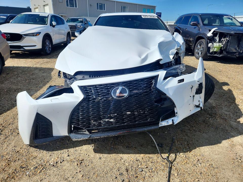 Фото 5 с аукциона – 2024 LEXUS IS с VIN JTHG81F20R5052846