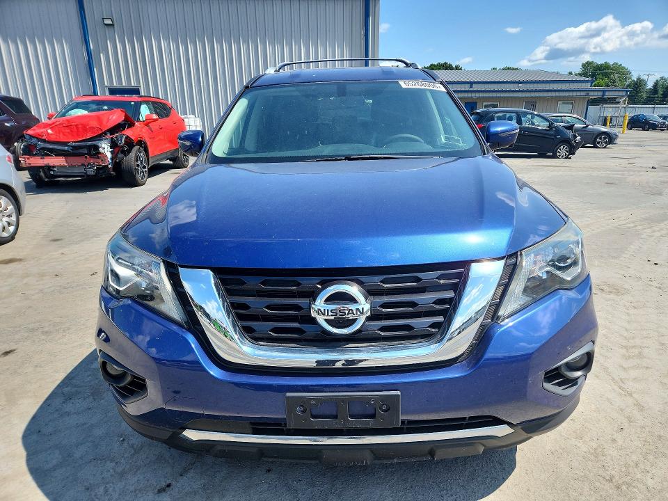 Photo 5 from auction – 2017 NISSAN PATHFINDER with VIN 5N1DR2MM3HC656229