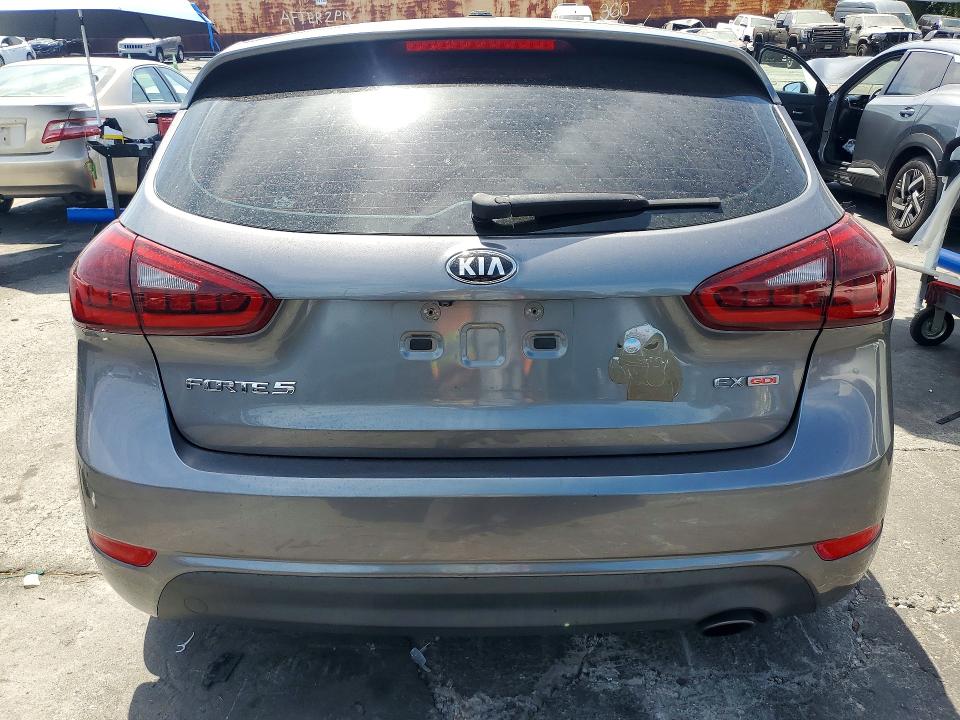 Photo 6 from auction – 2016 KIA FORTE with VIN KNAFX5A89G5628785