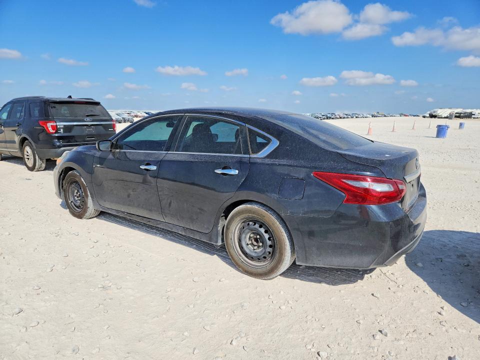 Photo 2 from auction – 2018 NISSAN ALTIMA with VIN 1N4AL3AP9JC108504