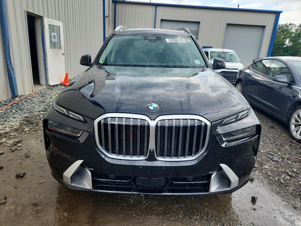صورة رقم 5 من المزاد - 2027 BMW X7 مع VIN 5UX23EM02V9514442
