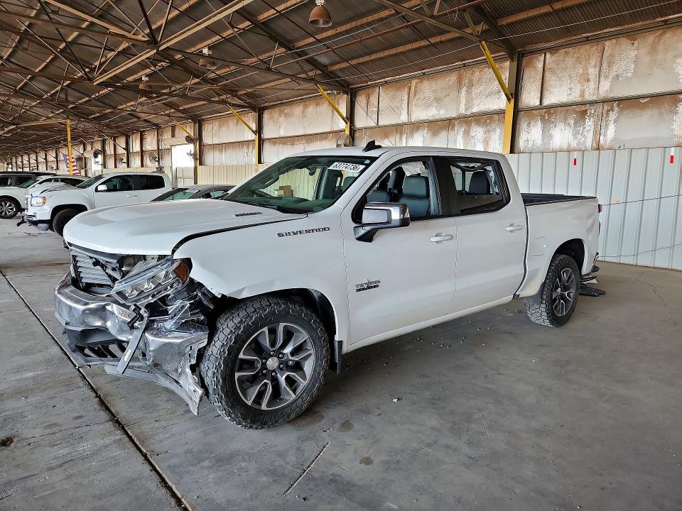 CHEVROLET SILVERADO 2020 with VIN 3GCPWCET2LG200699 - Photo from auction