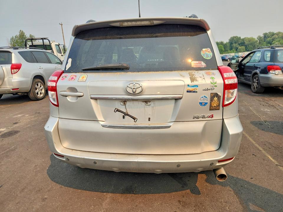Photo 6 from auction – 2011 TOYOTA RAV4 with VIN JTMRK4DV9B5104975