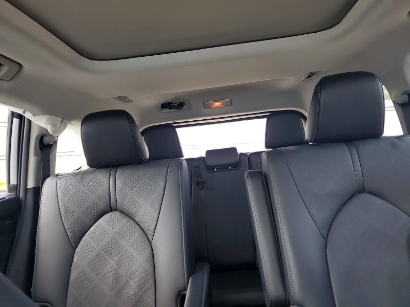 Photo 10 from auction – 2021 TOYOTA HIGHLANDER with VIN 5TDEBRCH7MS028886