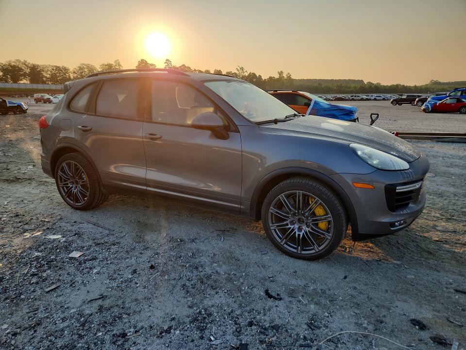 Photo 4 from auction – 2015 PORSCHE CAYENNE with VIN WP1AC2A20FLA82308