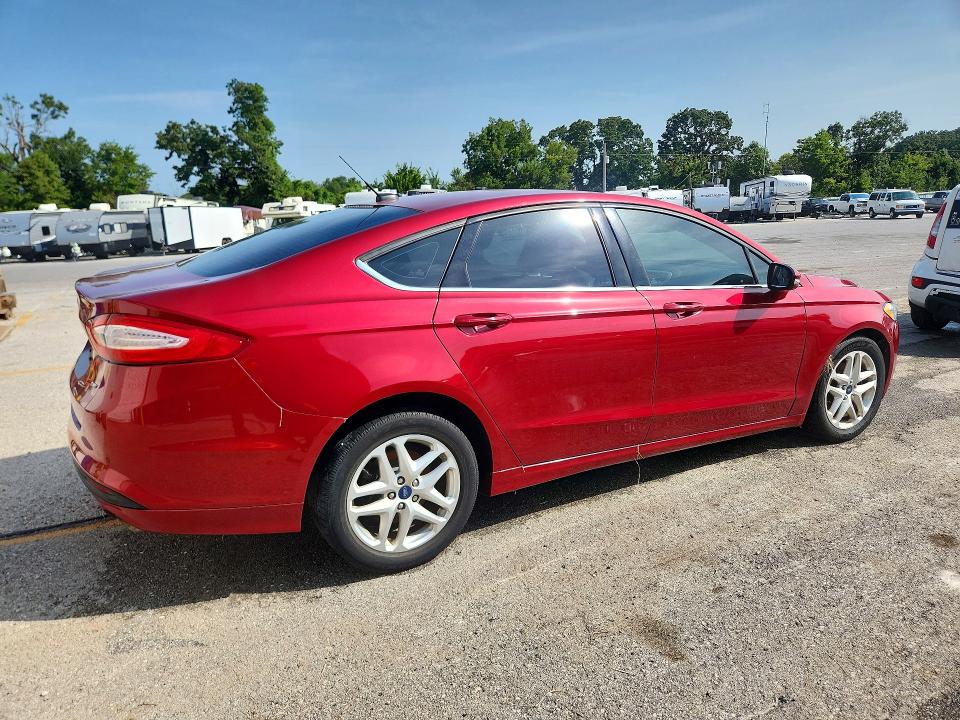 Photo 3 from auction – 2016 FORD FUSION with VIN 3FA6P0H70GR289386