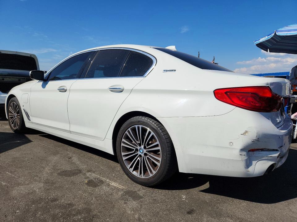 Снимка 2 от търг – 2018 BMW 530E с VIN WBAJA9C5XJB033278