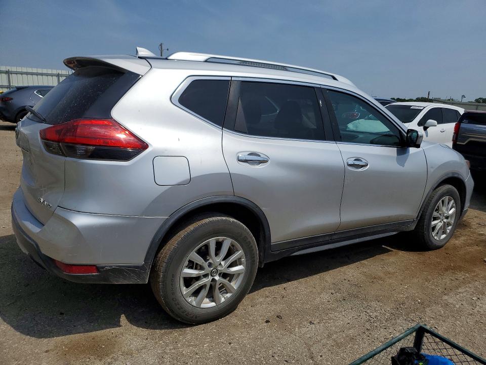 Снимка 3 от търг – 2017 NISSAN ROGUE с VIN KNMAT2MV7HP606024