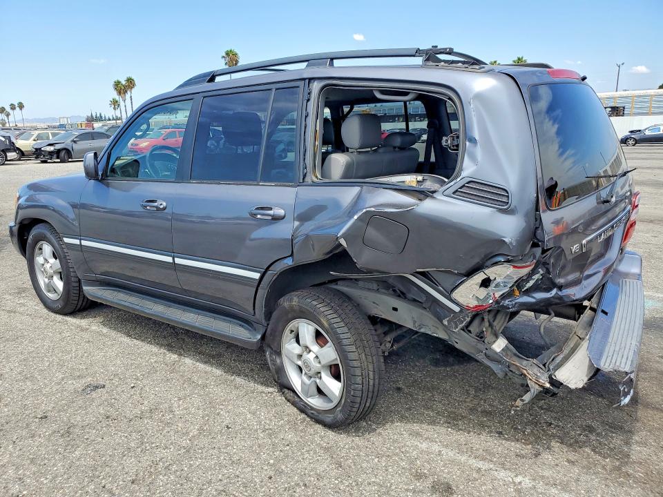 Photo 2 from auction – 2004 TOYOTA LAND CRUISER with VIN JTEHT05J942063034