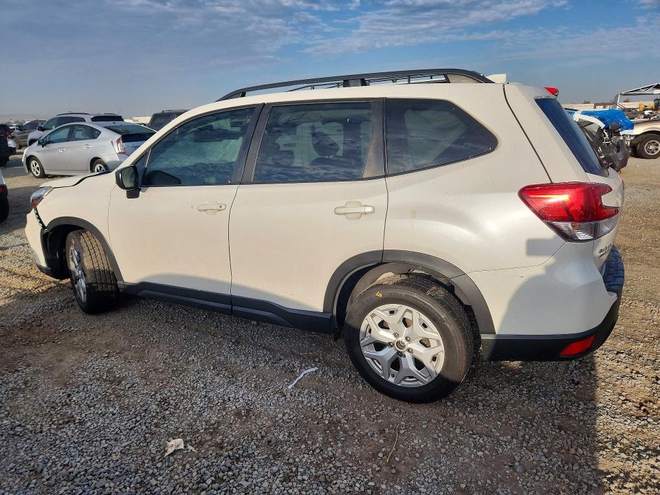 Photo 2 from auction – 2021 SUBARU FORESTER with VIN JF2SKADC9MH481517