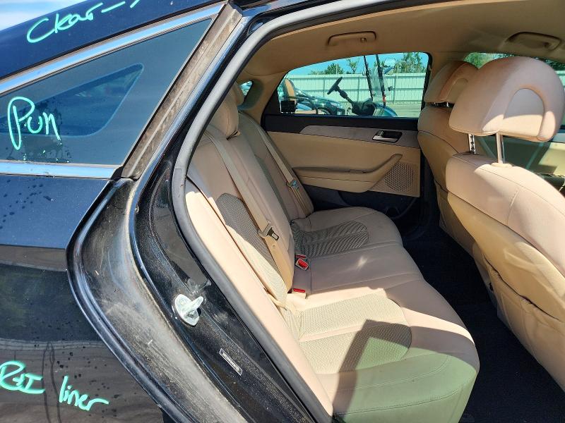 Снимка 10 от търг – 2017 HYUNDAI SONATA с VIN 5NPE24AF8HH587105