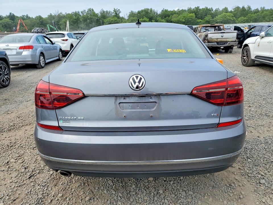 Photo 6 from auction – 2018 VOLKSWAGEN PASSAT with VIN 1VWBA7A33JC021641