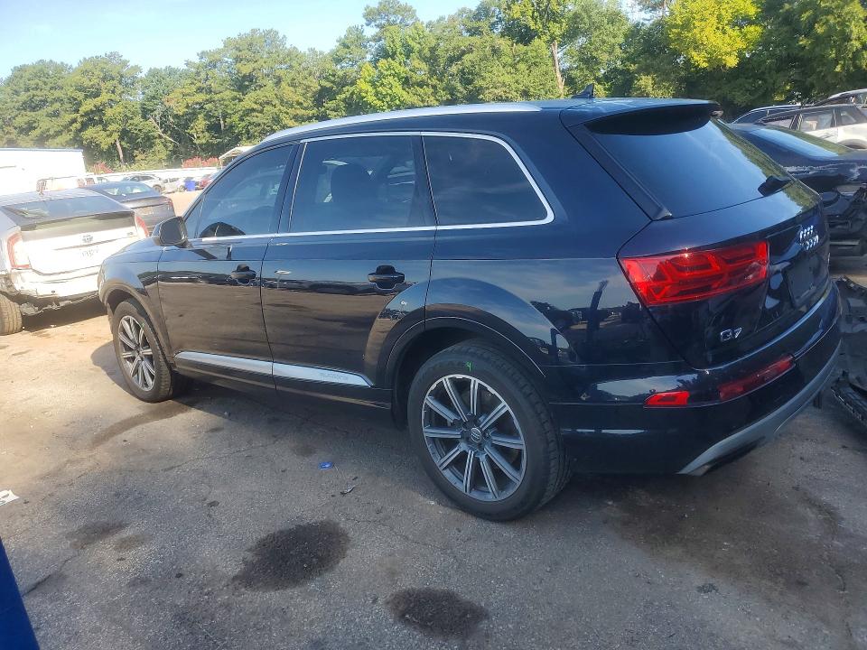 Photo 2 from auction – 2017 AUDI Q7 with VIN WA1AAAF75HD008315