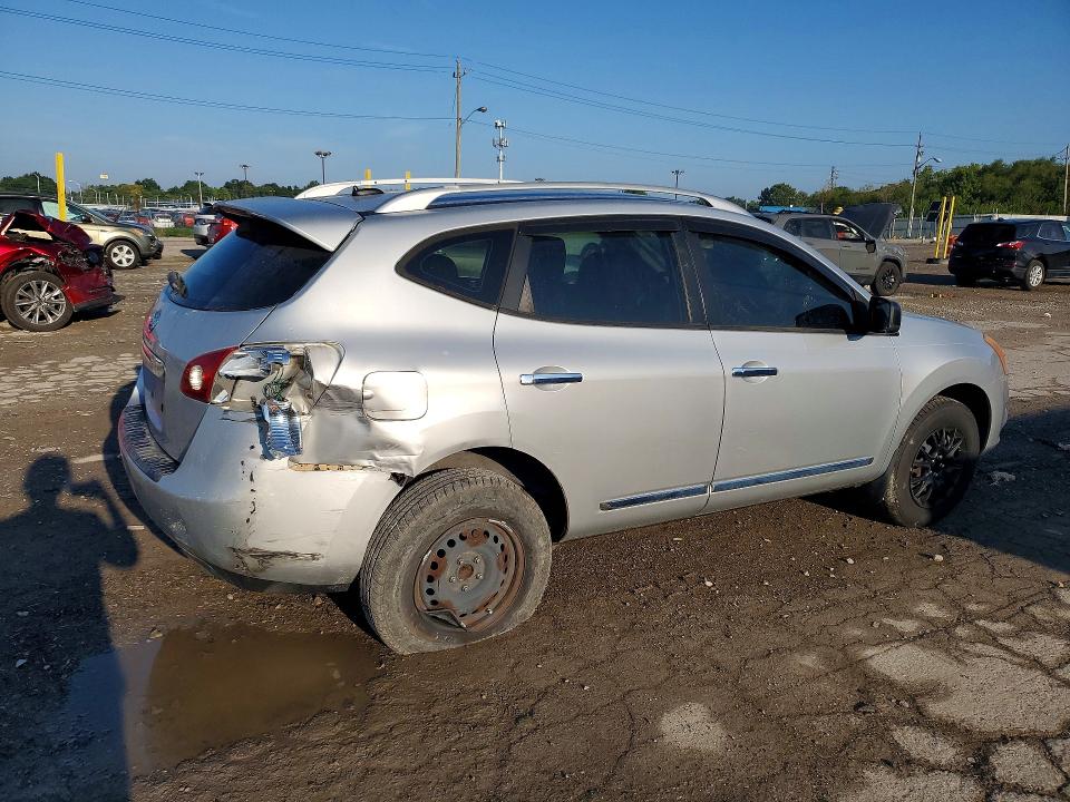 Photo 3 from auction – 2015 NISSAN ROGUE SELECT with VIN JN8AS5MT5FW665017