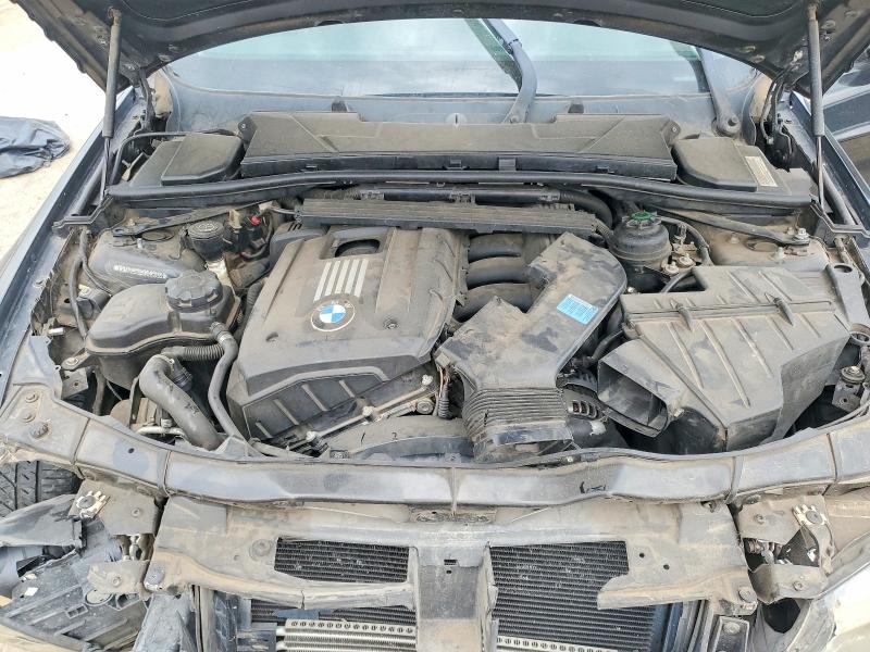 Photo 11 from auction – 2009 BMW 328 with VIN WBAPH57559NL80455