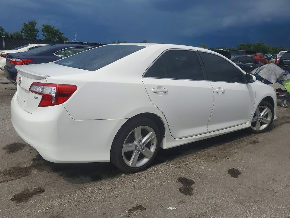Photo 3 from auction – 2014 TOYOTA CAMRY with VIN 4T1BF1FK9EU749154
