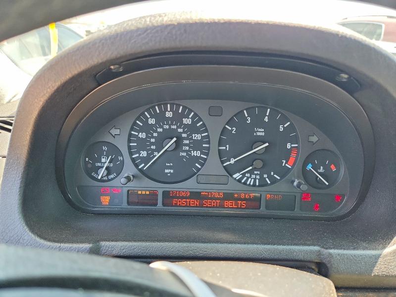 Photo 9 from auction – 2004 BMW X5 with VIN 5UXFA13514LU40557