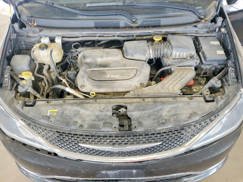 Photo 12 from auction – 2017 CHRYSLER PACIFICA with VIN 2C4RC1BG2HR759135