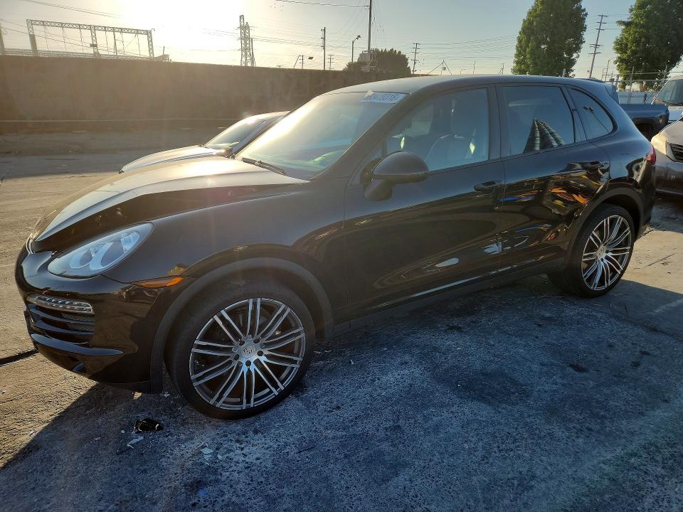 PORSCHE CAYENNE 2013 with VIN WP1AA2A26DLA06465 - Photo from auction