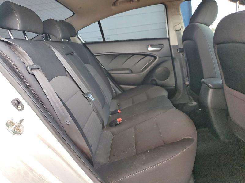 Photo 10 from auction – 2018 KIA FORTE with VIN 3KPFL4A78JE213727