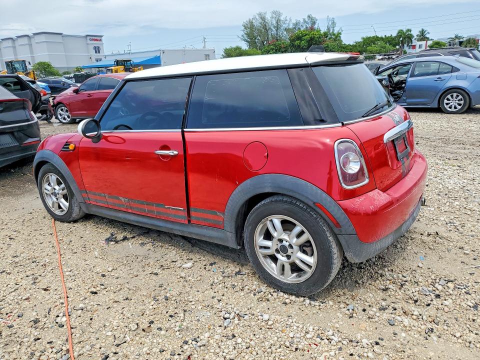 Photo 2 from auction – 2012 MINI COOPER with VIN WMWSU3C56CT263664