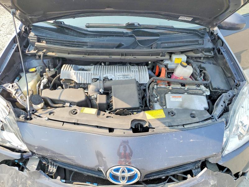Photo 11 from auction – 2012 TOYOTA PRIUS with VIN JTDKN3DU0C1497557
