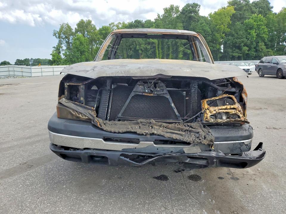 Photo 5 from auction – 2005 CHEVROLET SILVERADO with VIN 1GCEC14V65Z144972