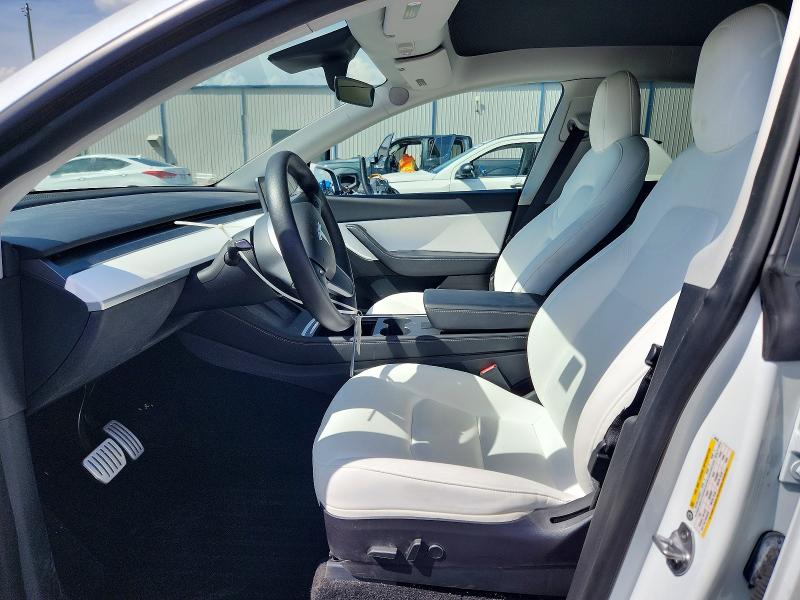 Photo 7 from auction – 2021 TESLA MODEL Y with VIN 5YJYGDEF6MF306503