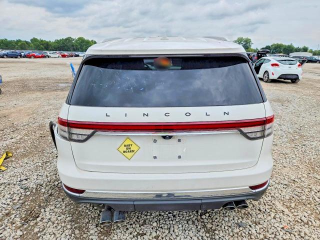 Photo 6 from auction – 2020 LINCOLN AVIATOR with VIN 5LM5J7XC3LGL23765