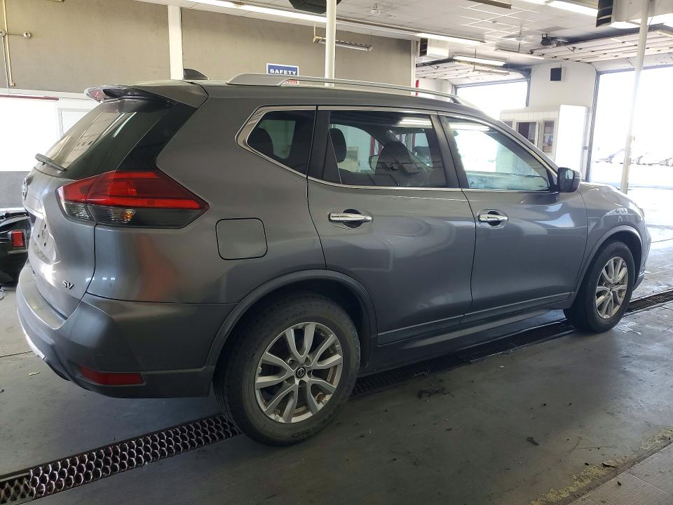 Photo 3 from auction – 2017 NISSAN ROGUE with VIN KNMAT2MT8HP522972