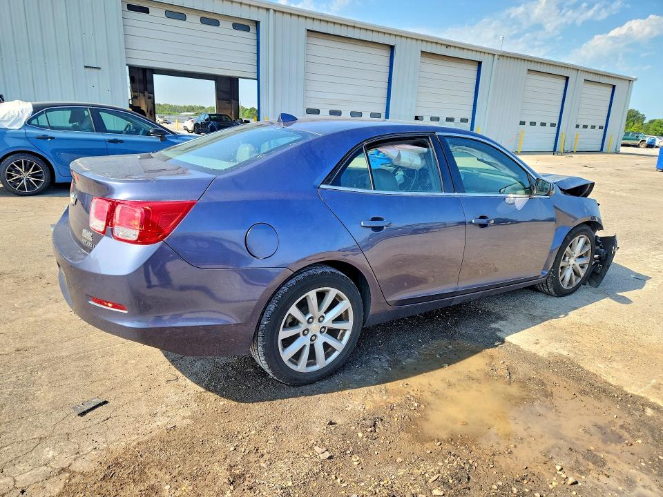 Photo 3 from auction – 2014 CHEVROLET MALIBU with VIN 1G11E5SL9EF261828