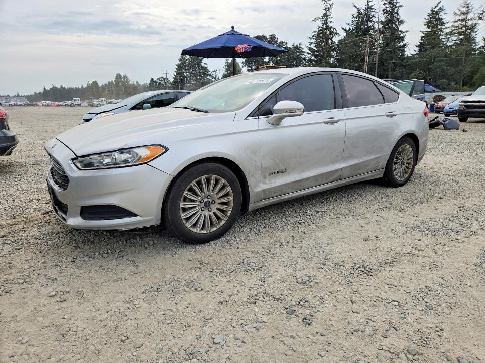 FORD FUSION 2016 with VIN 3FA6P0LU7GR314104 - Photo from auction