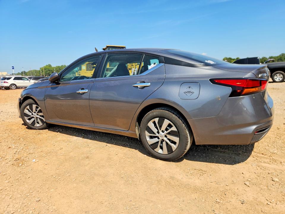 Photo 2 from auction – 2022 NISSAN ALTIMA with VIN 1N4BL4BV4NN382081