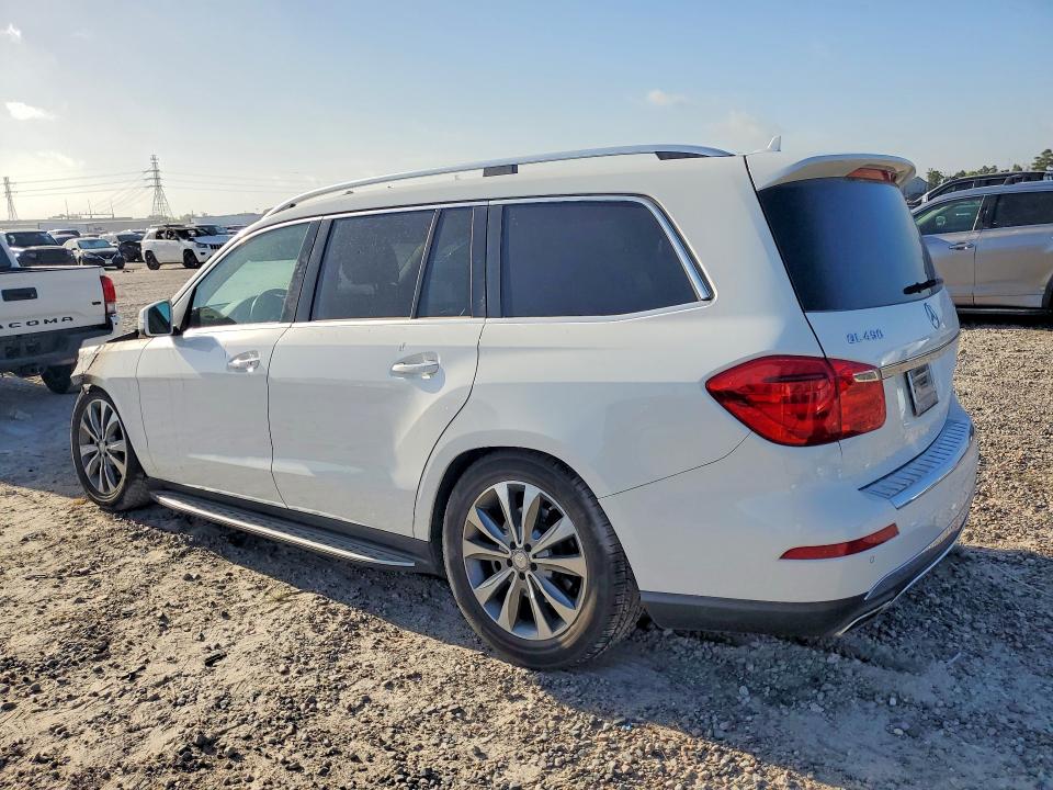 Photo 2 from auction – 2014 MERCEDES-BENZ GL with VIN 4JGDF7CE4EA318569