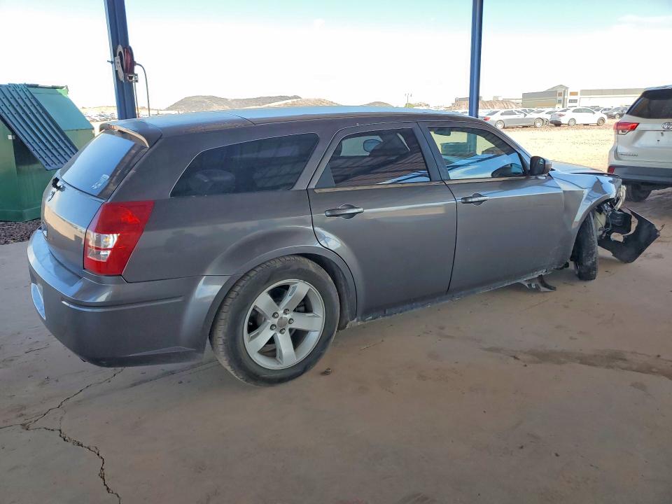 Photo 3 from auction – 2006 DODGE MAGNUM with VIN 2D4FV47T06H385876