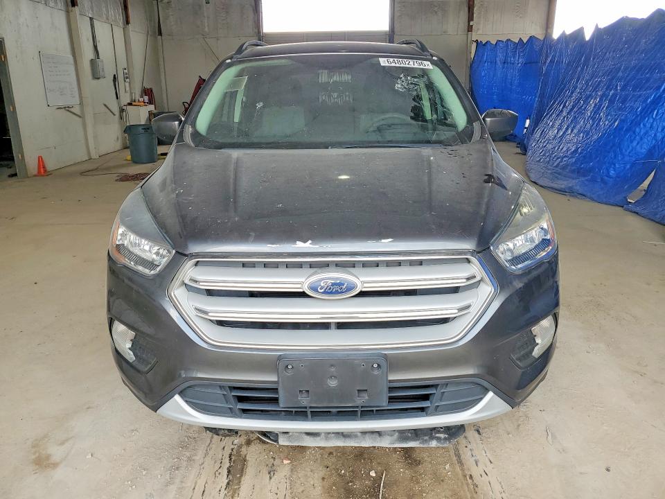 صورة رقم 5 من المزاد - 2018 FORD ESCAPE مع VIN 1FMCU0G95JUC41323