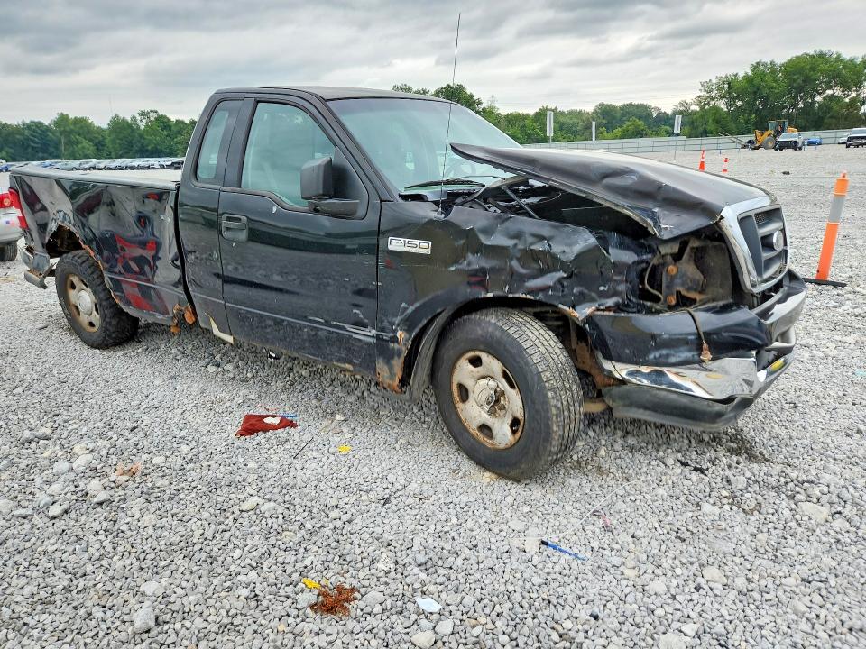 Photo 4 from auction – 2004 FORD F150 with VIN 1FTRF12W04NC53700