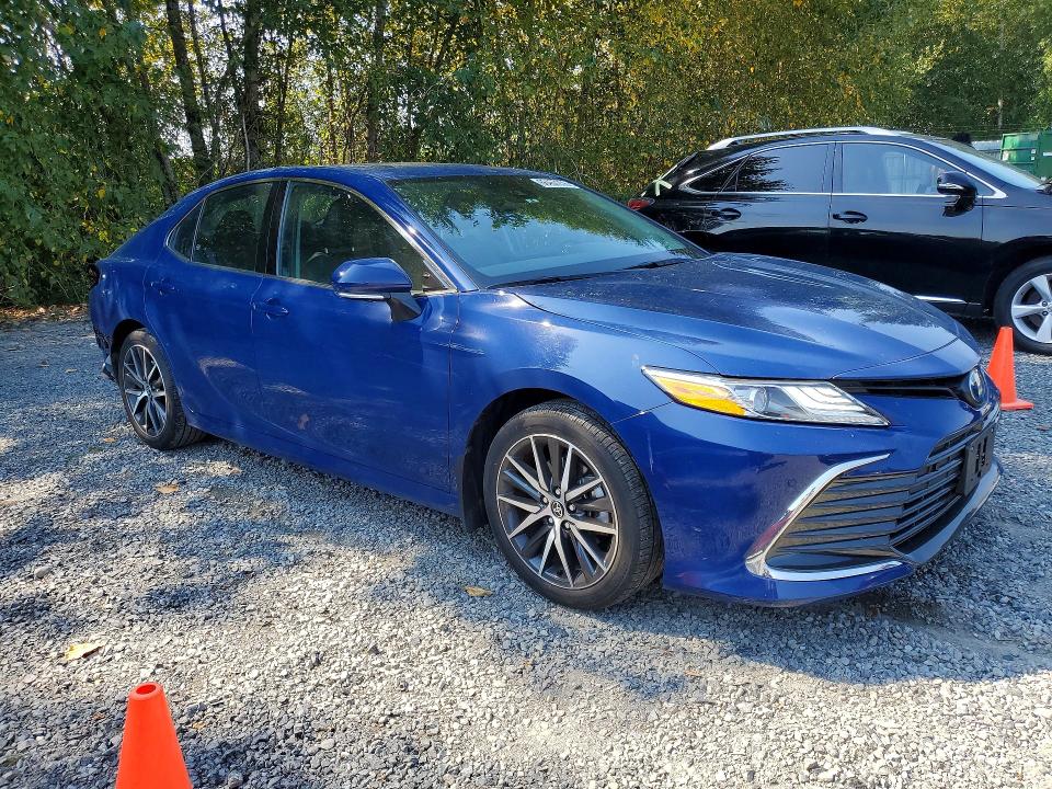 Photo 4 from auction – 2023 TOYOTA CAMRY with VIN 4T1F31AK5PU058059
