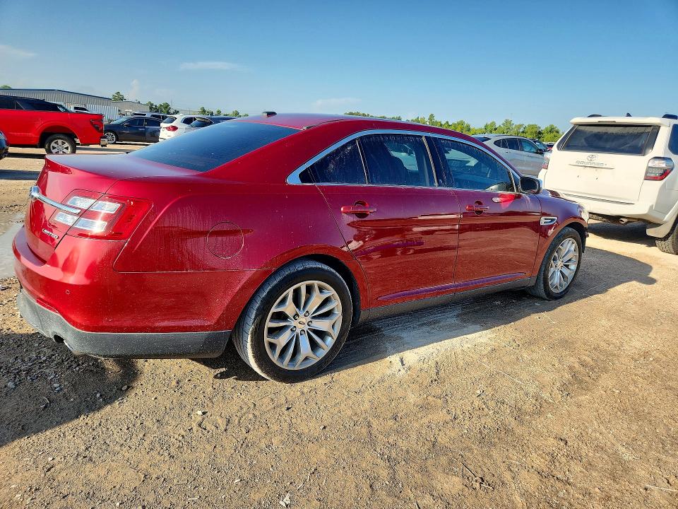 Photo 3 from auction – 2017 FORD TAURUS with VIN 1FAHP2F84HG119394