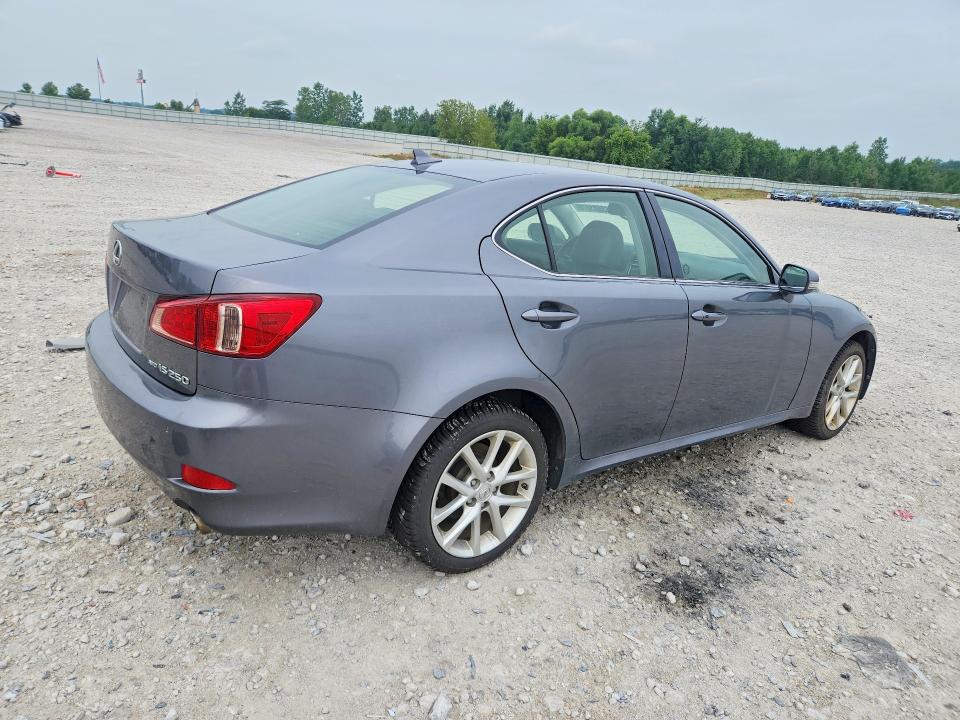 Photo 3 from auction – 2013 LEXUS IS with VIN JTHCF5C26D5061253