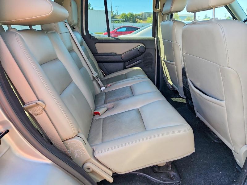 Photo 11 from auction – 2008 FORD EXPLORER with VIN 1FMEU63868UA36676