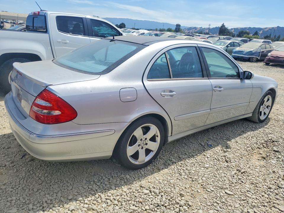 Photo 3 from auction – 2005 MERCEDES-BENZ E with VIN WDBUF65J85A649260