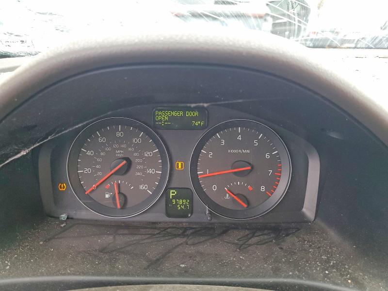 Photo 9 from auction – 2009 VOLVO V50 with VIN YV1MW390792473619