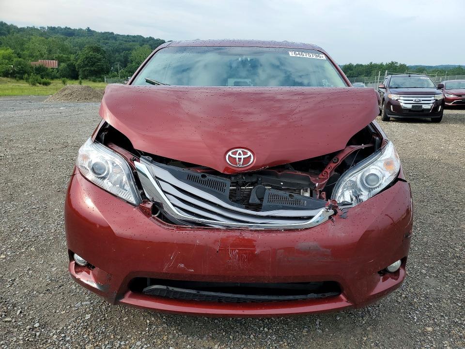 Photo 5 from auction – 2016 TOYOTA SIENNA with VIN 5TDYK3DC5GS761231